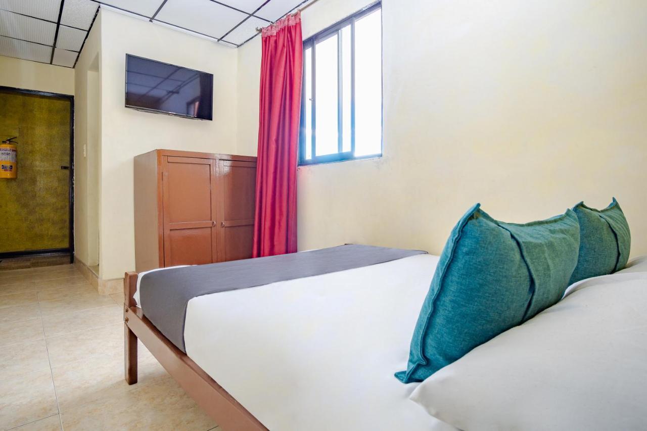 Ayenda Europa Hotel โบโกตา ภายนอก รูปภาพ